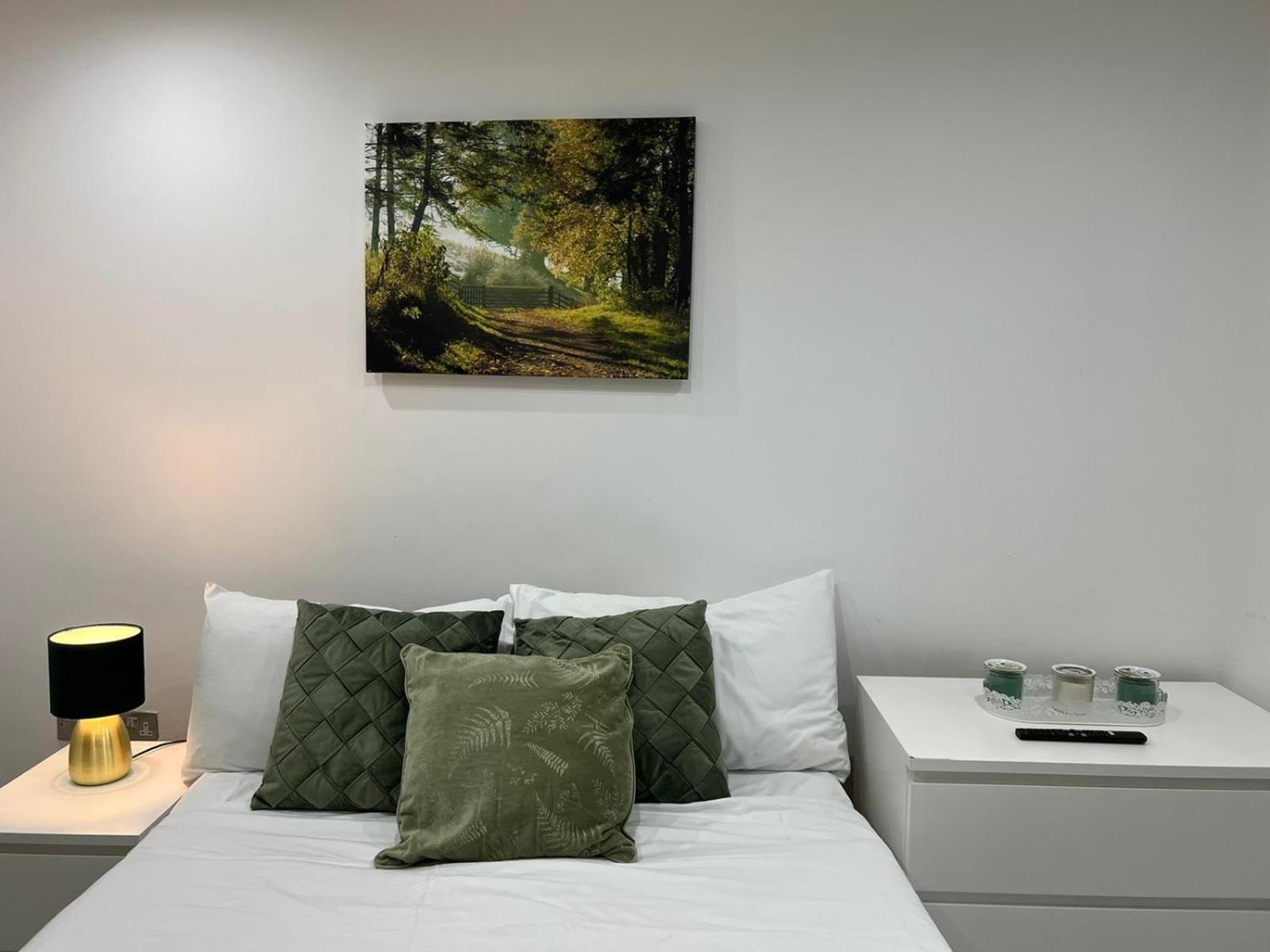 Central Harrow Cozy Apartment With Free Parking Harrow on the Hill Rom bilde